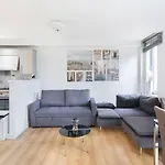 Central Stays 2 Bed Entire Apartment