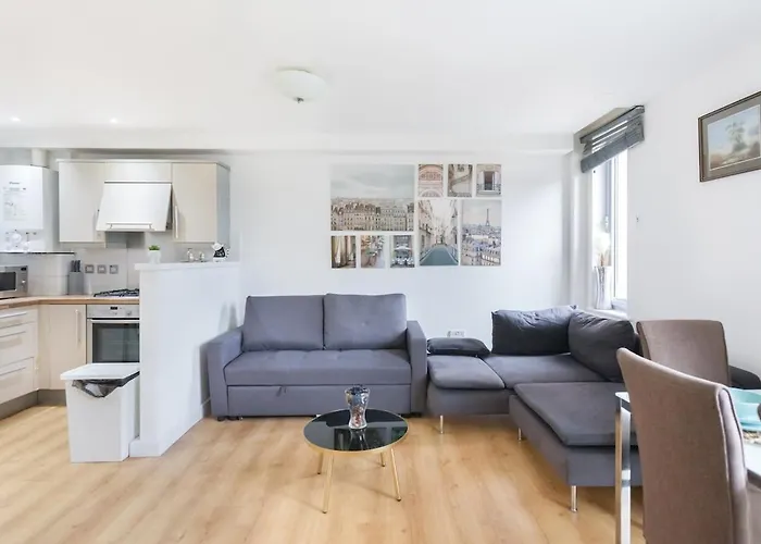 Cozy 2 Bedroom Apartment Near Tower Bridge