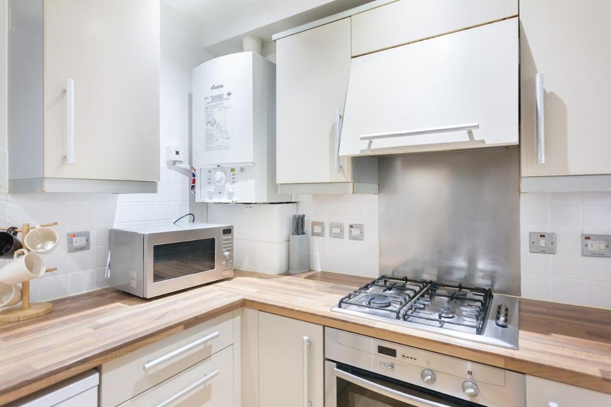 Cozy 2 Bedroom Near Tower Bridge Appartamento