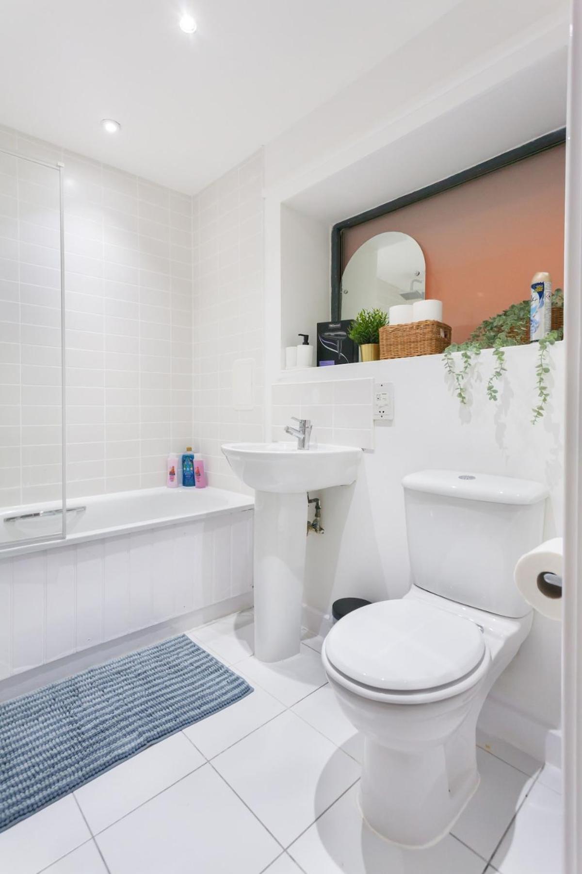 Cozy 2 Bedroom Near Tower Bridge