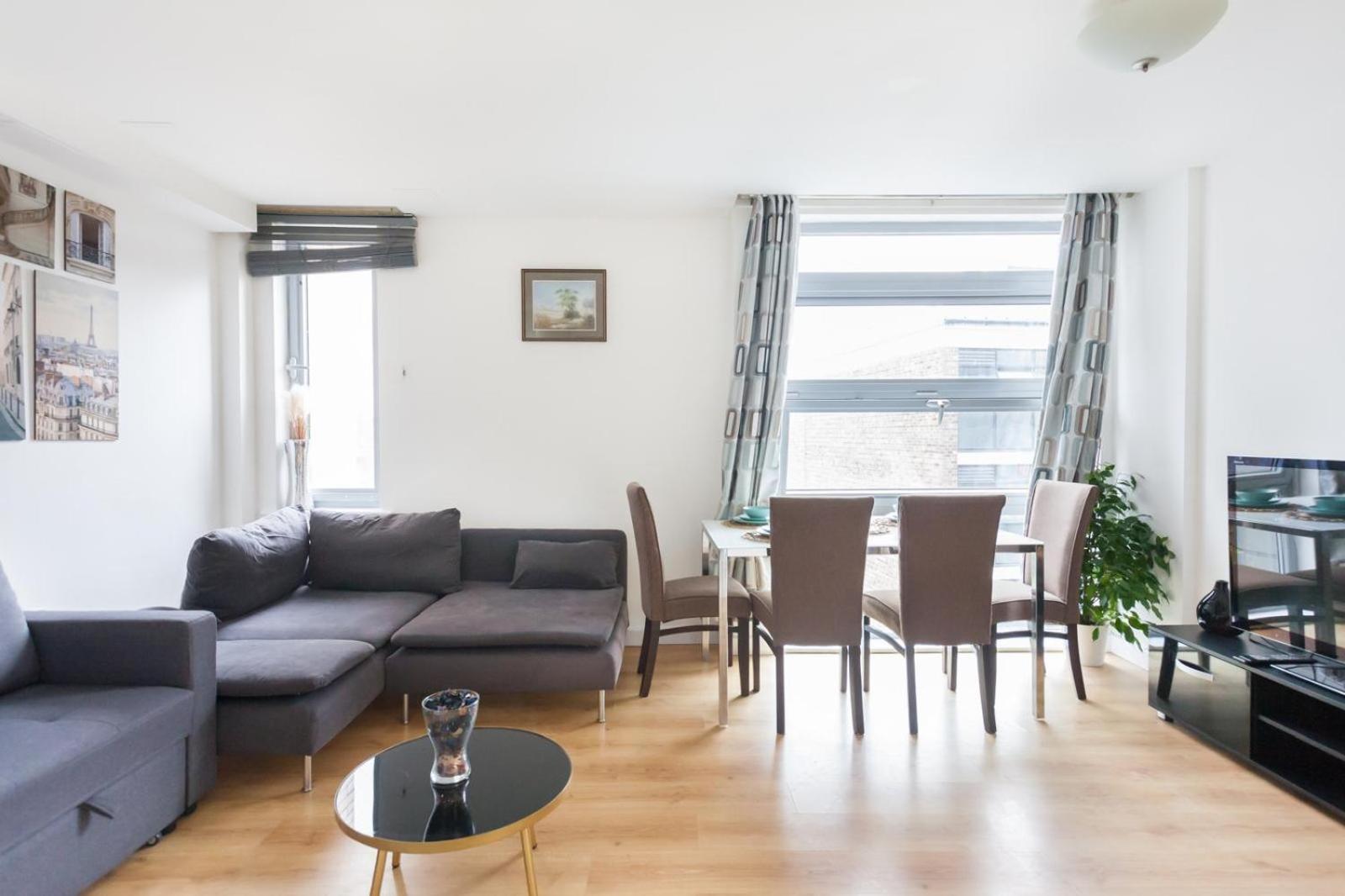 2 Bed Entire * London
