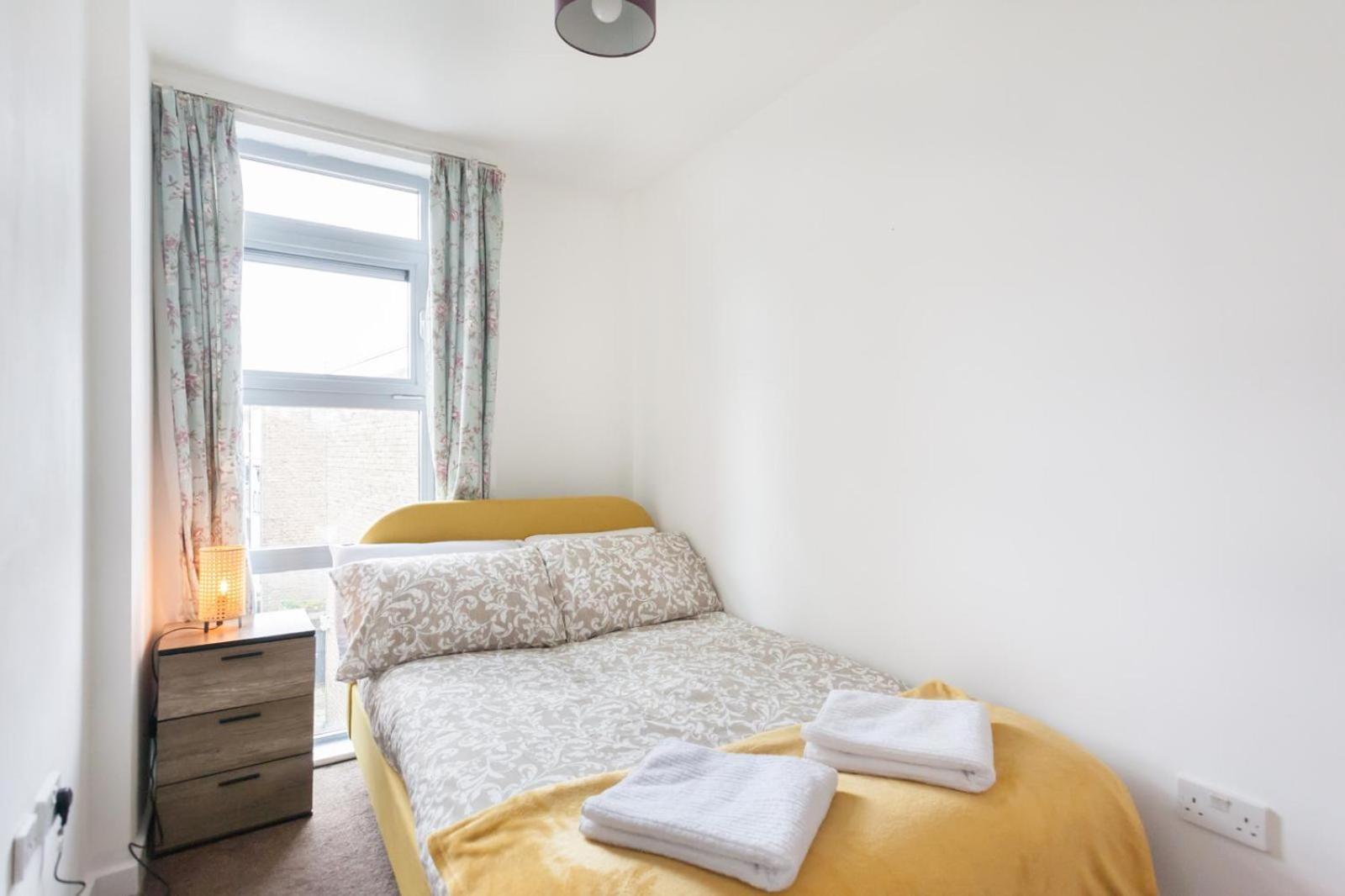 2 Bed Entire